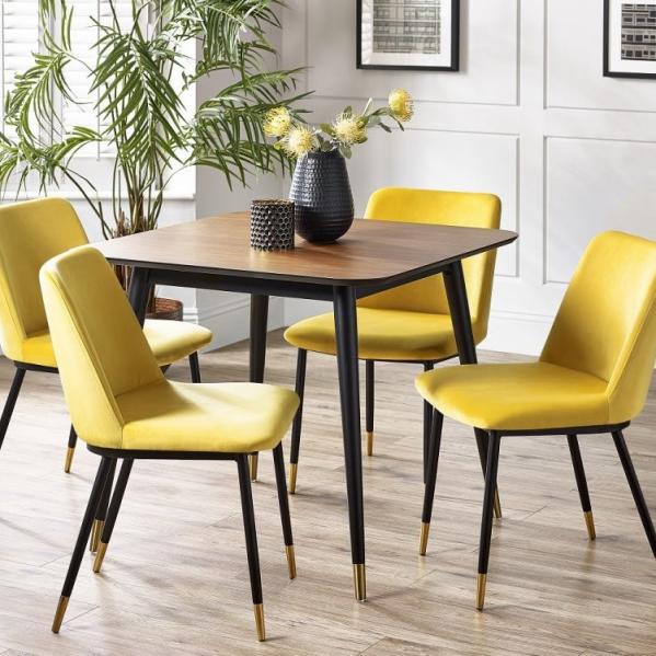 Findlay Dining Set