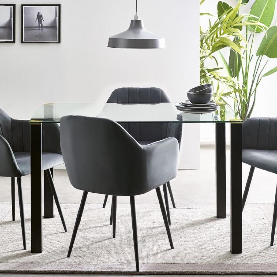 Piero Rectangular Table with Hobart Chairs
