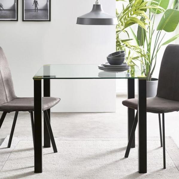 Piero Square Table with Monroe Chairs