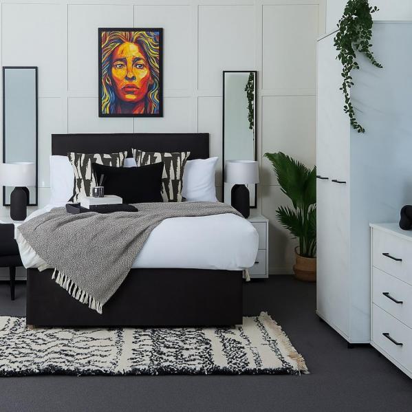 Solo White Marble
